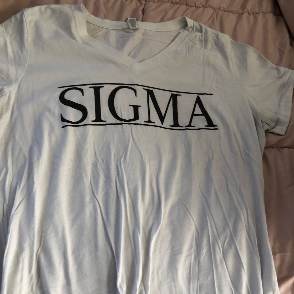 Tri sigma tee